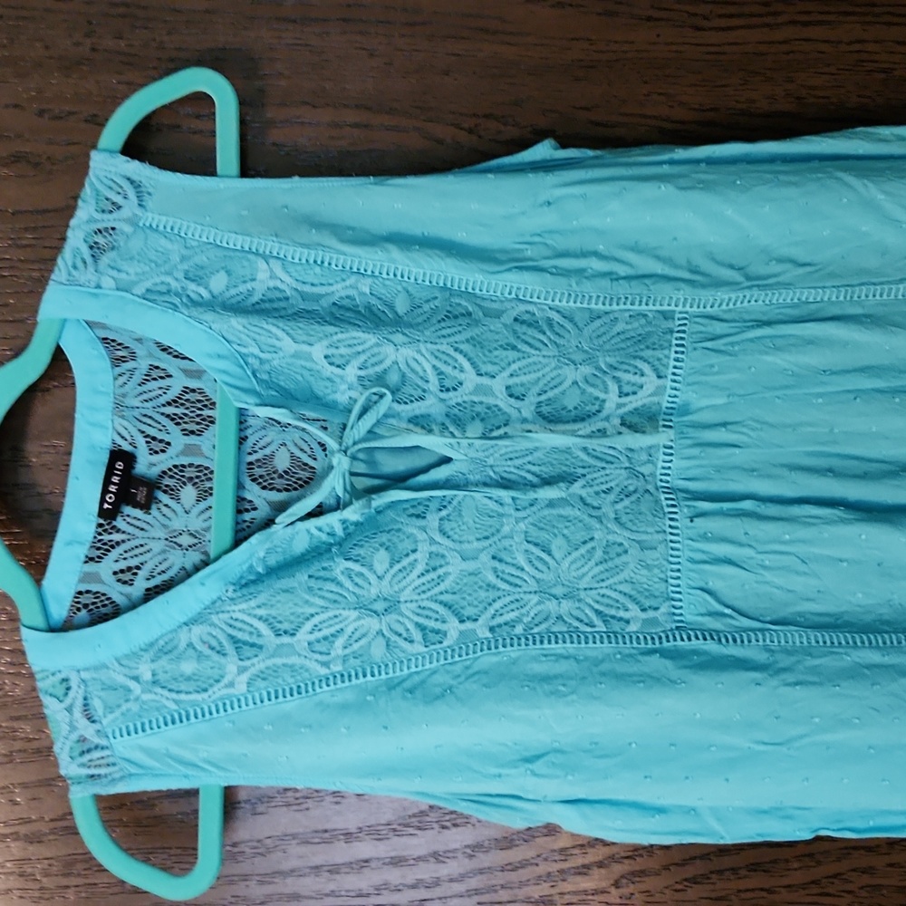 TORRID Sleeveless lightweight top